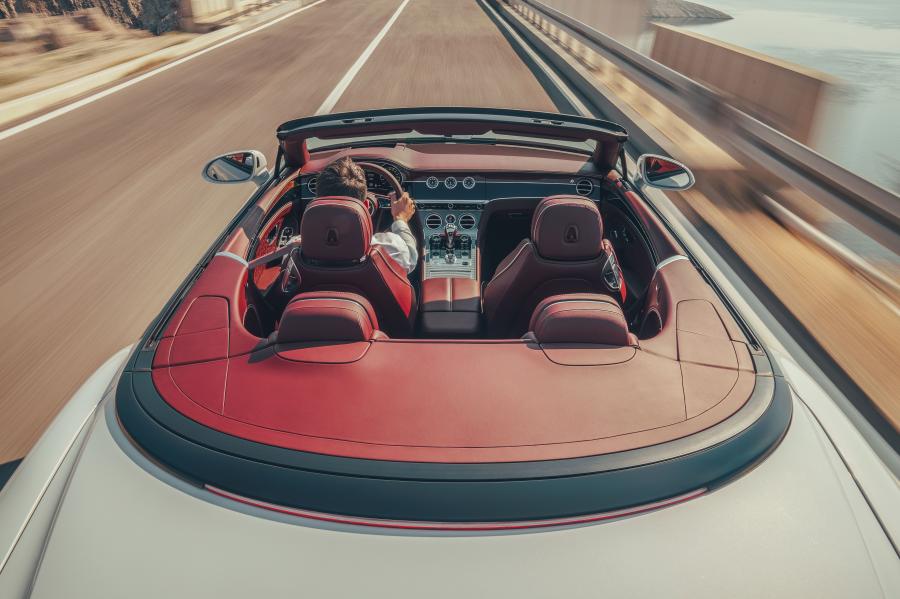 Bentley Continental GT Convertible 2019 года  (WW) (фото 23 из 46)